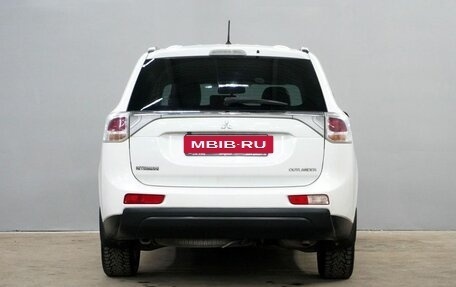 Mitsubishi Outlander III рестайлинг 3, 2012 год, 1 450 000 рублей, 7 фотография