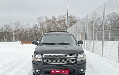 Chevrolet Tahoe III, 2008 год, 1 690 000 рублей, 4 фотография