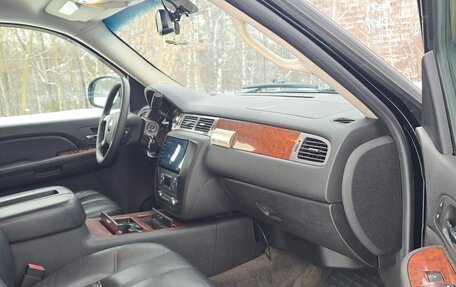 Chevrolet Tahoe III, 2008 год, 1 690 000 рублей, 14 фотография