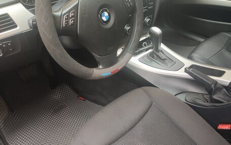 BMW 3 серия, 2011 год, 930 000 рублей, 4 фотография