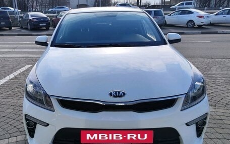 KIA Rio IV, 2019 год, 1 590 000 рублей, 2 фотография