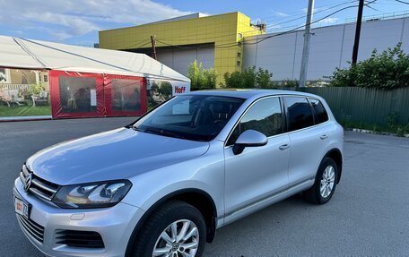 Volkswagen Touareg III, 2012 год, 2 250 000 рублей, 2 фотография