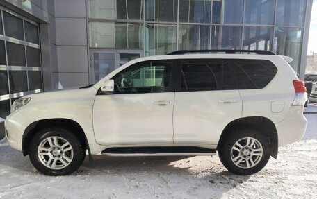 Toyota Land Cruiser Prado 150 рестайлинг 2, 2013 год, 2 600 000 рублей, 8 фотография