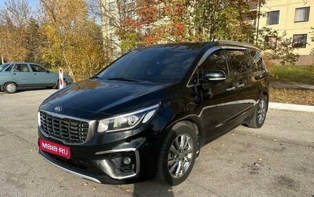 KIA Carnival III, 2019 год, 2 899 999 рублей, 1 фотография