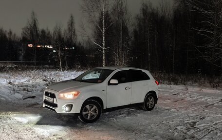 Mitsubishi ASX I рестайлинг, 2013 год, 940 000 рублей, 2 фотография