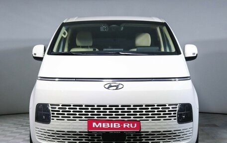 Hyundai Staria, 2022 год, 5 500 000 рублей, 2 фотография