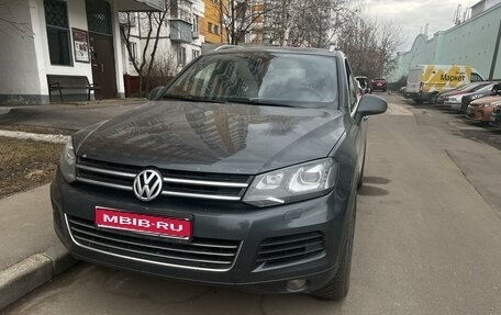 Volkswagen Touareg III, 2012 год, 2 500 000 рублей, 1 фотография