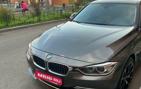 BMW 3 серия, 2011 год, 2 200 000 рублей, 2 фотография