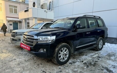 Toyota Land Cruiser 200, 2018 год, 8 000 000 рублей, 2 фотография