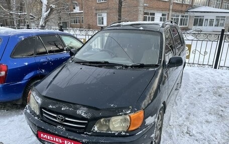 Toyota Ipsum II, 1999 год, 450 000 рублей, 7 фотография