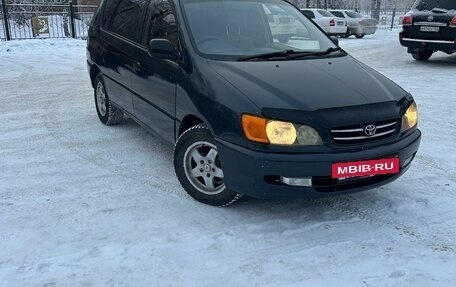 Toyota Ipsum II, 1999 год, 450 000 рублей, 2 фотография