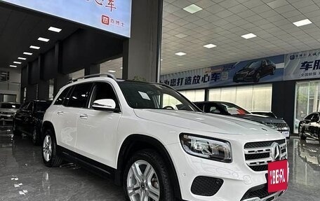 Mercedes-Benz GLB, 2020 год, 2 490 000 рублей, 3 фотография