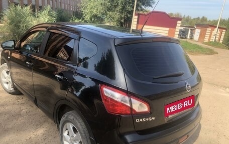 Nissan Qashqai, 2010 год, 950 000 рублей, 4 фотография