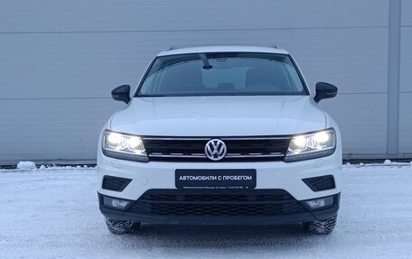 Volkswagen Tiguan II, 2019 год, 2 750 000 рублей, 2 фотография