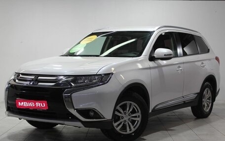 Mitsubishi Outlander III рестайлинг 3, 2017 год, 2 239 000 рублей, 1 фотография