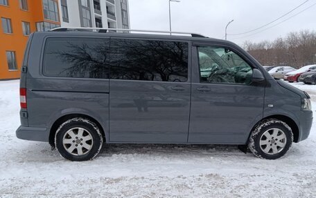 Volkswagen Caravelle T5, 2014 год, 2 375 000 рублей, 10 фотография