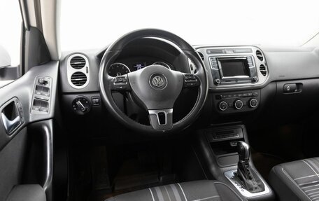 Volkswagen Tiguan I, 2016 год, 1 699 000 рублей, 15 фотография