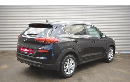 Hyundai Tucson III, 2018 год, 2 355 000 рублей, 5 фотография