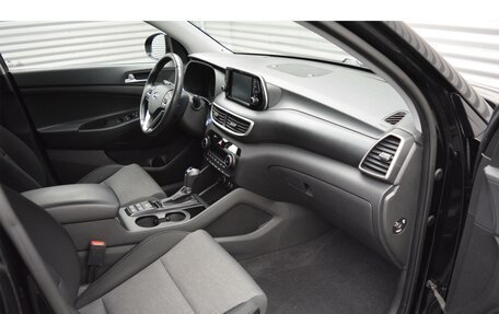 Hyundai Tucson III, 2018 год, 2 355 000 рублей, 19 фотография