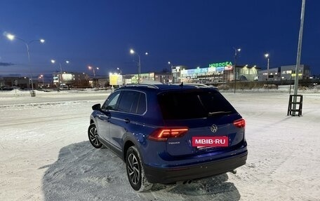 Volkswagen Tiguan II, 2018 год, 2 100 000 рублей, 4 фотография