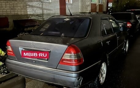 Mercedes-Benz C-Класс, 1995 год, 150 000 рублей, 8 фотография