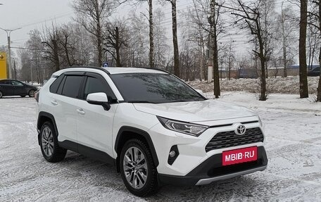 Toyota RAV4, 2021 год, 3 930 500 рублей, 3 фотография