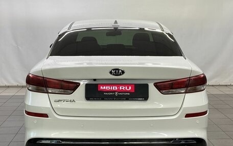 KIA Optima IV, 2018 год, 1 980 000 рублей, 3 фотография