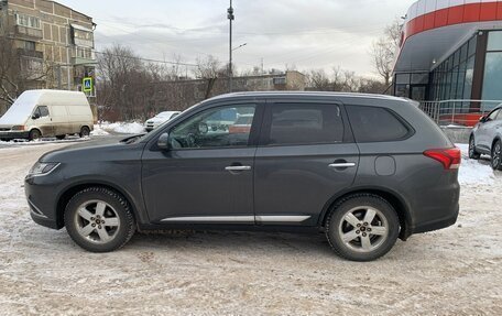 Mitsubishi Outlander III рестайлинг 3, 2015 год, 2 150 000 рублей, 4 фотография