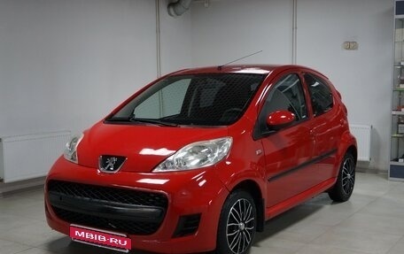 Peugeot 107 I рестайлинг, 2011 год, 435 000 рублей, 1 фотография