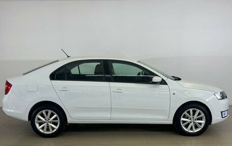 Skoda Rapid I, 2015 год, 1 095 000 рублей, 8 фотография