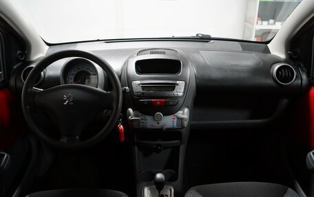 Peugeot 107 I рестайлинг, 2011 год, 435 000 рублей, 8 фотография