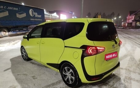 Toyota Sienta II, 2019 год, 1 770 000 рублей, 10 фотография