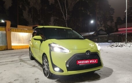 Toyota Sienta II, 2019 год, 1 770 000 рублей, 16 фотография