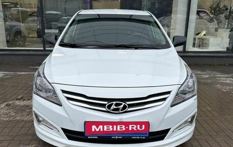 Hyundai Solaris II рестайлинг, 2015 год, 1 160 000 рублей, 2 фотография