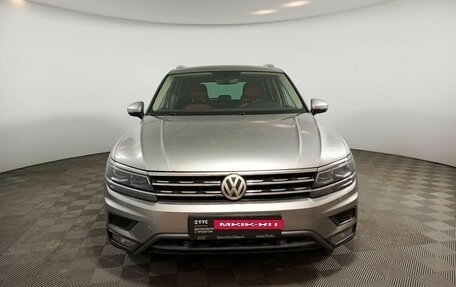 Volkswagen Tiguan II, 2018 год, 2 160 000 рублей, 2 фотография