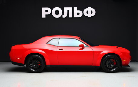 Dodge Challenger III рестайлинг 2, 2023 год, 7 750 000 рублей, 2 фотография