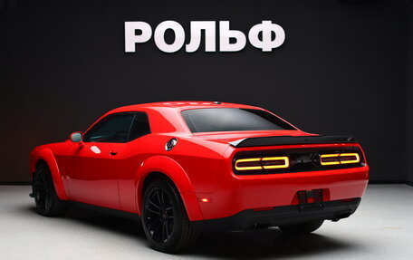 Dodge Challenger III рестайлинг 2, 2023 год, 7 750 000 рублей, 5 фотография