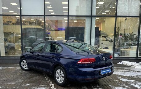 Volkswagen Passat B8 рестайлинг, 2018 год, 1 838 000 рублей, 6 фотография