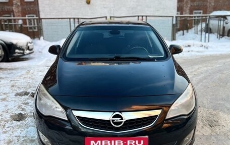 Opel Astra J, 2011 год, 675 000 рублей, 7 фотография