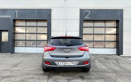 Hyundai i30 II рестайлинг, 2013 год, 870 000 рублей, 4 фотография