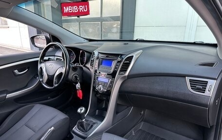 Hyundai i30 II рестайлинг, 2013 год, 870 000 рублей, 20 фотография