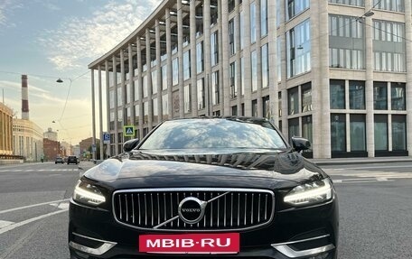 Volvo S90 II рестайлинг, 2017 год, 2 990 000 рублей, 2 фотография