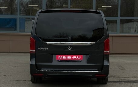 Mercedes-Benz EQV, 2022 год, 9 999 000 рублей, 7 фотография