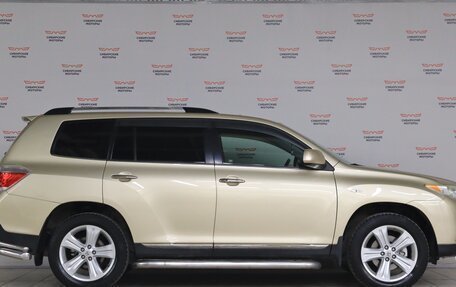 Toyota Highlander III, 2011 год, 2 200 000 рублей, 4 фотография