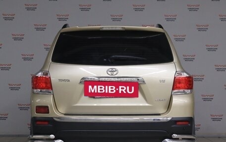 Toyota Highlander III, 2011 год, 2 200 000 рублей, 6 фотография