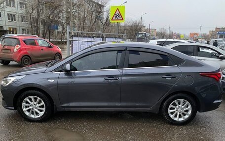 Hyundai Solaris II рестайлинг, 2021 год, 1 700 000 рублей, 15 фотография