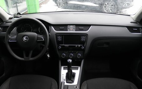 Skoda Octavia, 2017 год, 1 620 000 рублей, 16 фотография