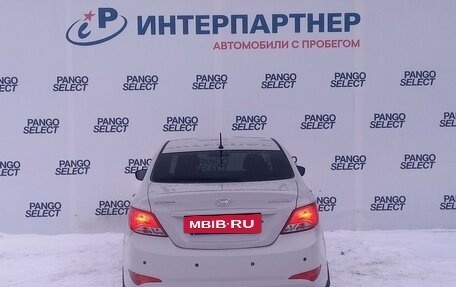 Hyundai Solaris II рестайлинг, 2015 год, 875 600 рублей, 6 фотография