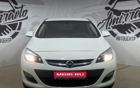 Opel Astra J, 2013 год, 999 000 рублей, 3 фотография