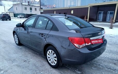 Chevrolet Cruze II, 2012 год, 999 000 рублей, 5 фотография